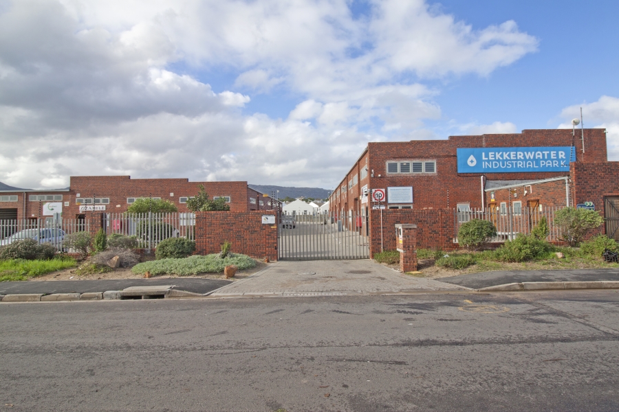 Commercial Property for Sale in Sunnydale Western Cape